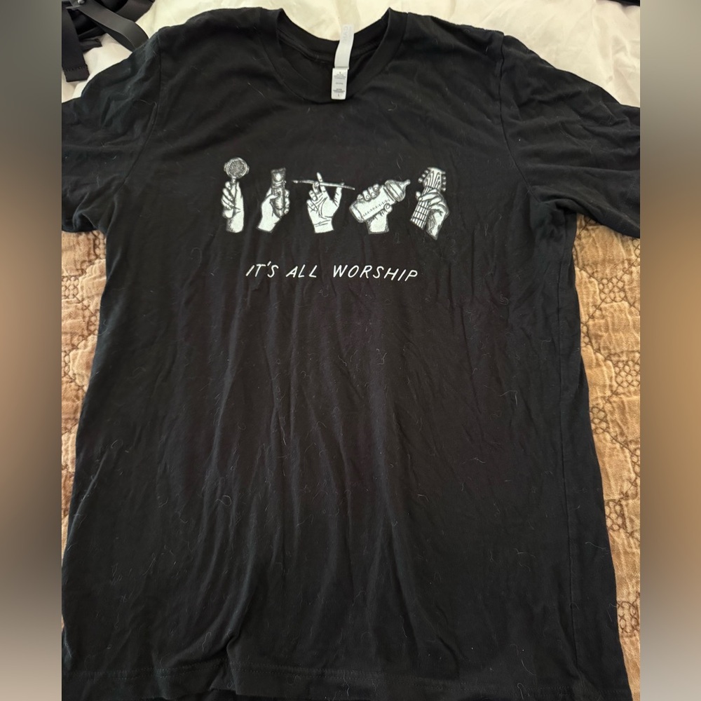 Black Cotton T-Shirt “It’s All Worship” 🖤